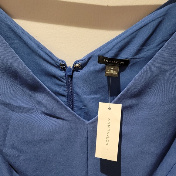 Iconic Crepe Fit 'N Flare Dress•Ann Taylor - Picture 3 of 5